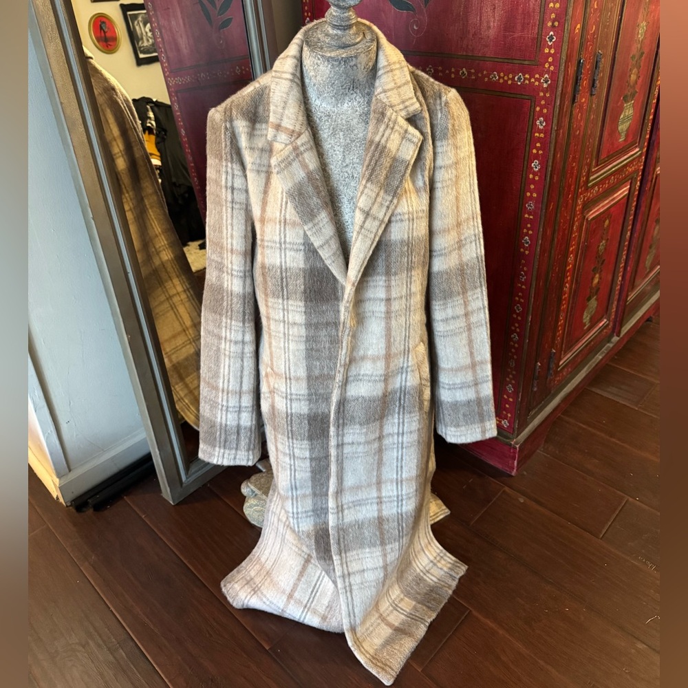 Creamy neutrals flannel shell jacket